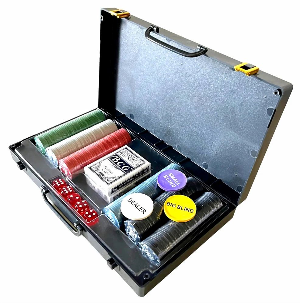 KNK Adult Casino Style Poker Chips Set Case 2 Cards, 5 Dice at Rs 699 ...